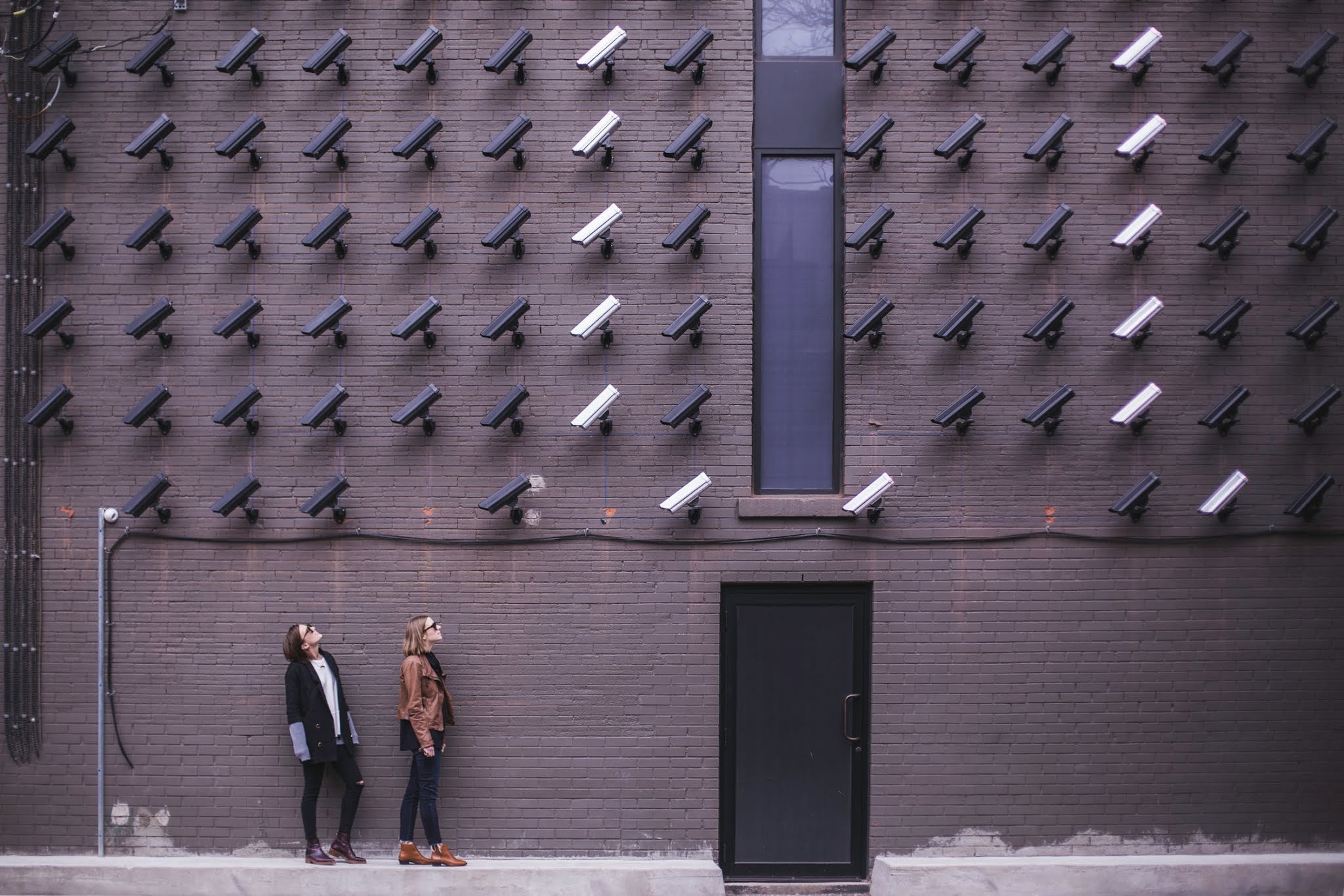 Latest Surveillance System Will Keep Your Premises Safe