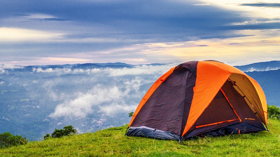 Things to Prepare When Camping for The First Time With The Whole Family