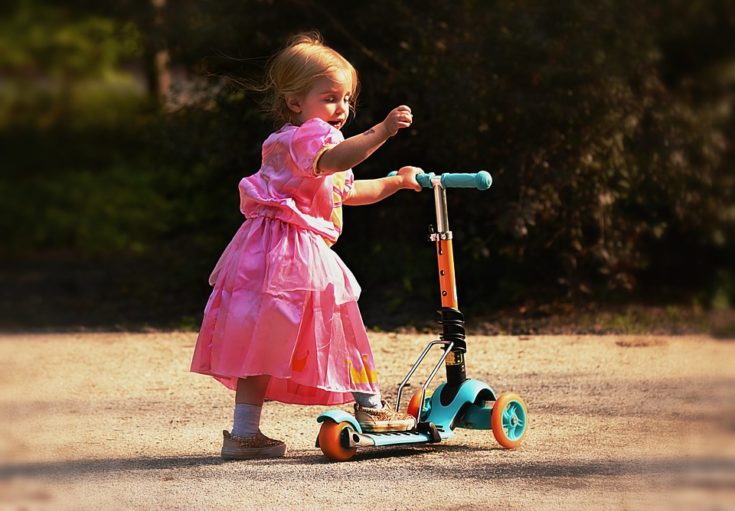 Things To Consider While Buying A Toddler Scooter For Your Children